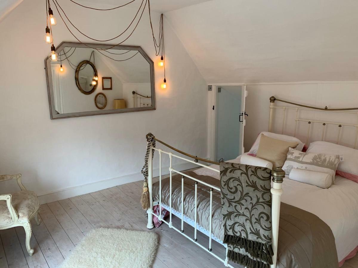Sweet & Cosy 10 Bridewell Cottage With Parking Available Upon Request Bury St. Edmunds エクステリア 写真
